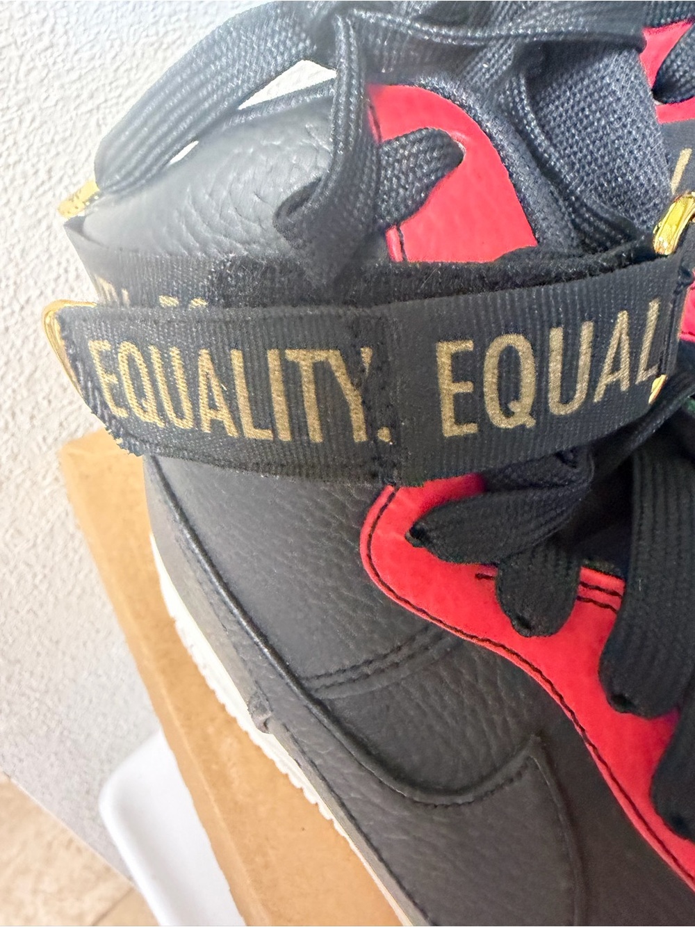 2017 AF1 High BHM Size 11 - Picture 5 of 8